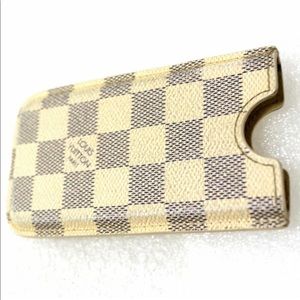 ▪️𝚃𝚁𝙰𝙳𝙴𝙳▪️
LV DA Case / business card Holder